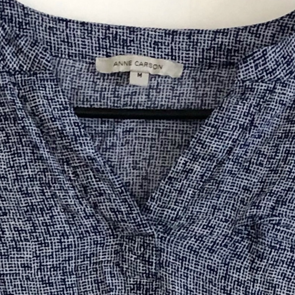 🦋 3/$15 Ann Carson blue pullover blouse - Picture 4 of 8